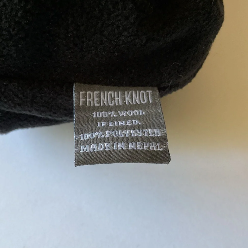FRENCH KNOT WOOL KNIT BEANIE WITH POM FLEECE LINED PINK BLACK NWOT